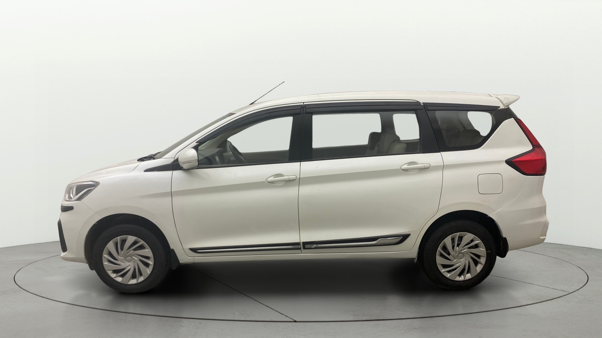 View 2024 Maruti Suzuki 1000 Base Variant Image 6 Used 2024 Maruti Suzuki 1000 Base Variant Image 6