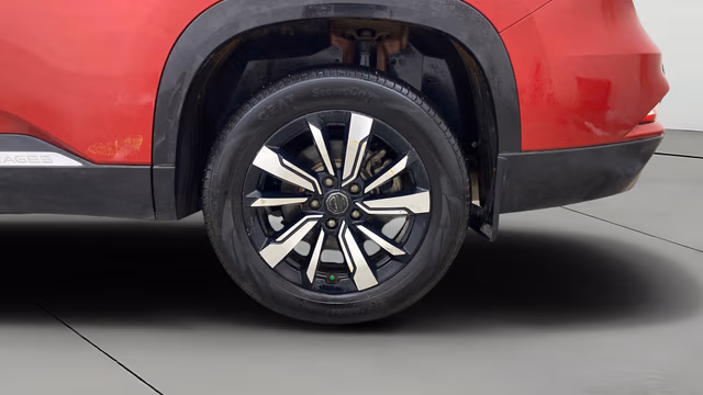 View MG Hector Plus Image 8 Used MG Hector Plus Image 8