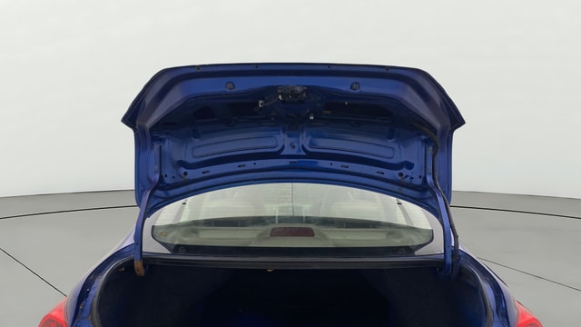 View Nissan Sunny Image 16 Used Nissan Sunny Image 16