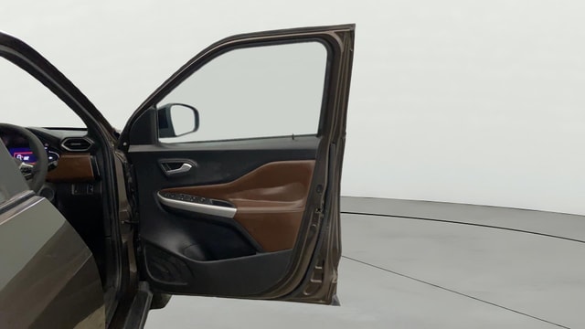 View Nissan Magnite Image 46 Used Nissan Magnite Image 46