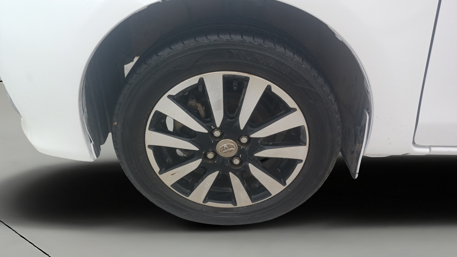 View 2019 Toyota Etios Liva V Dual Tone Image 27 Used 2019 Toyota Etios Liva V Dual Tone Image 27