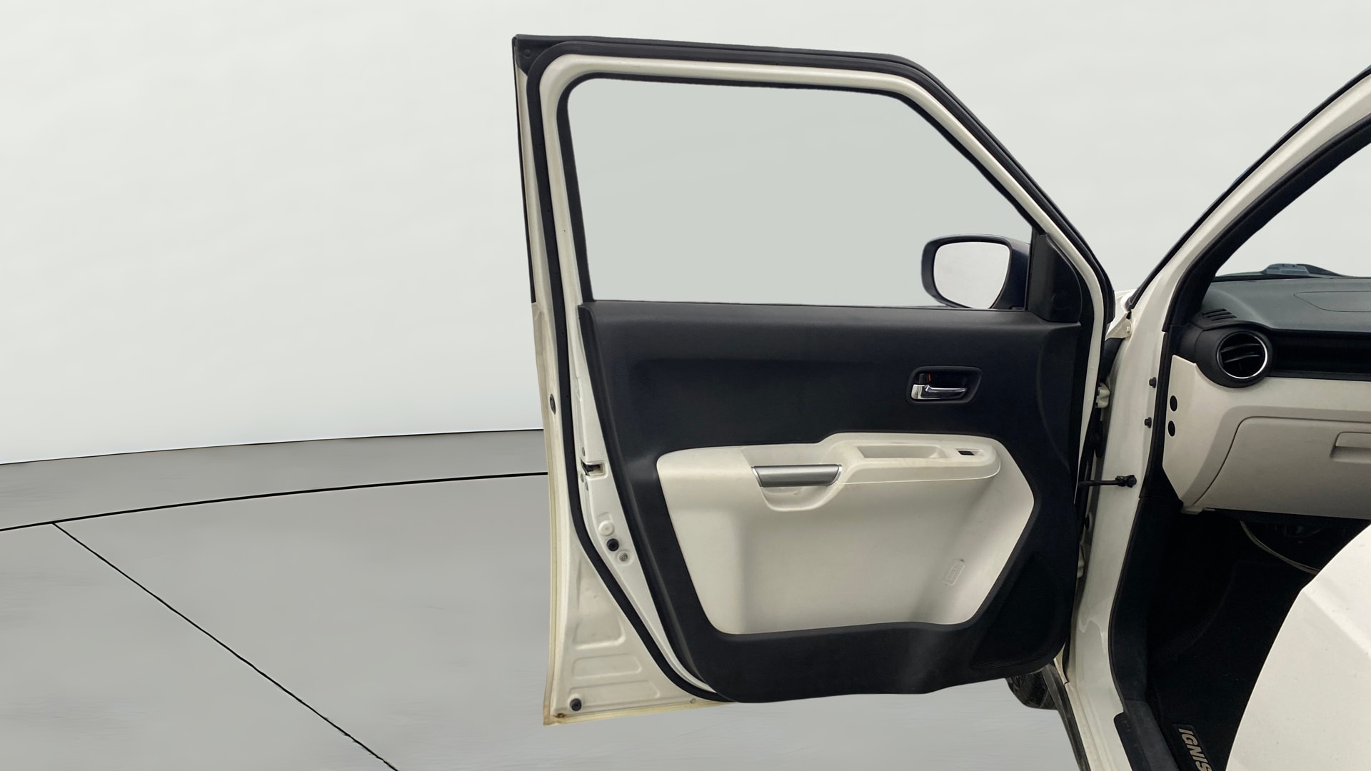 View 2020 Maruti Suzuki 1000 Base Variant Image 30 Used 2020 Maruti Suzuki 1000 Base Variant Image 30