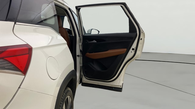 View MG Hector Plus Image 6 Used MG Hector Plus Image 6