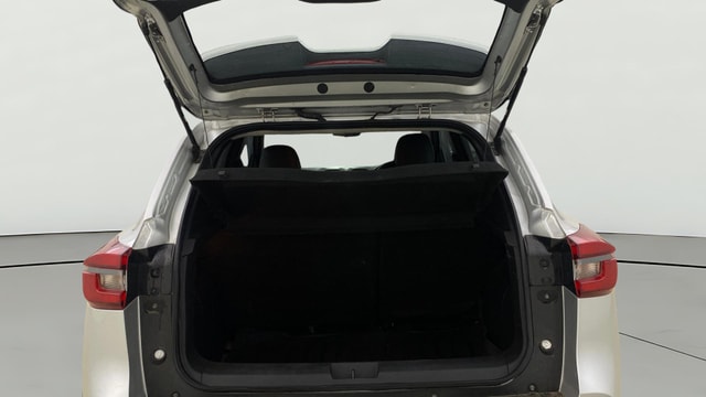View Nissan Magnite Image 37 Used Nissan Magnite Image 37