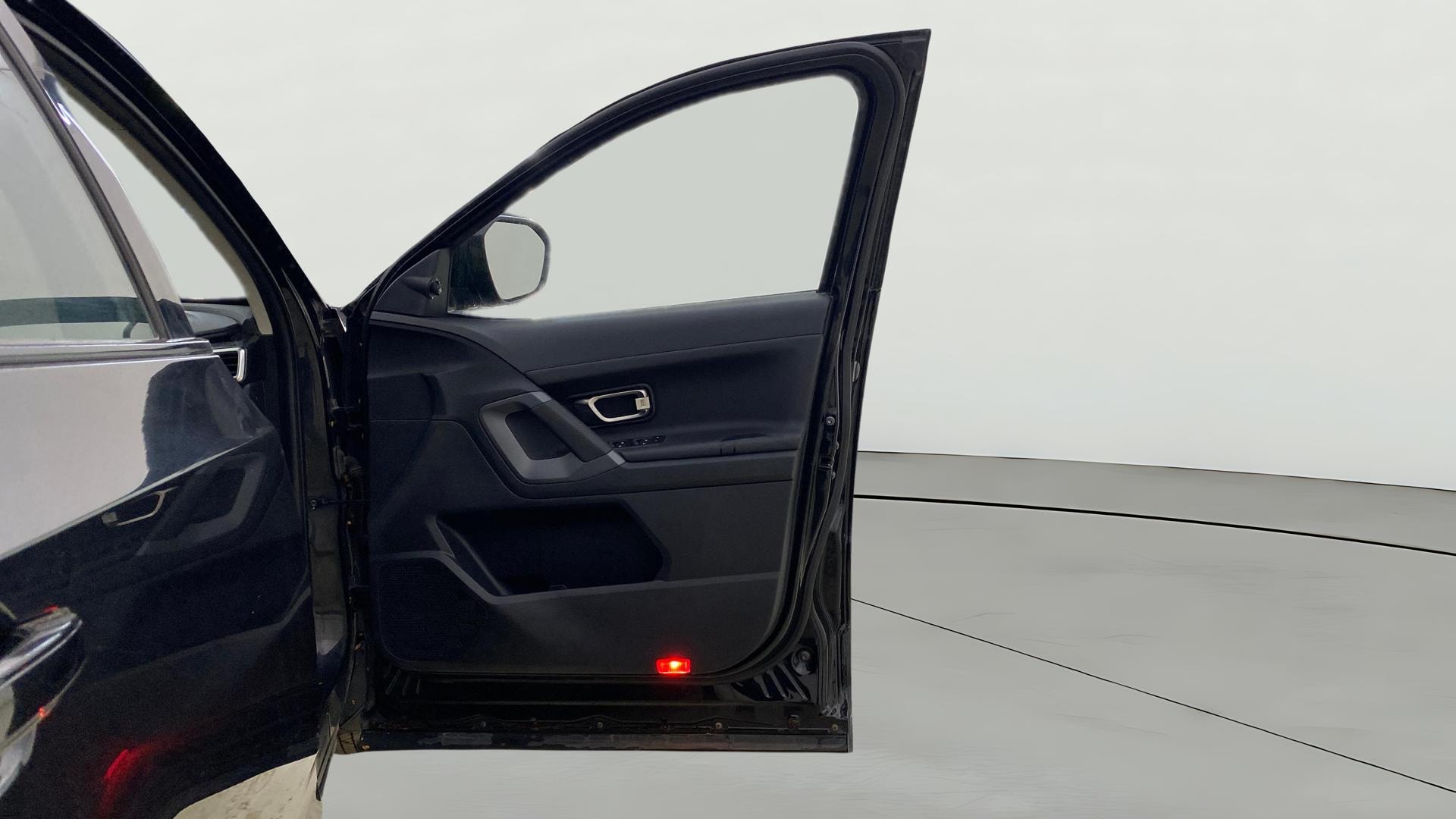 View 2019 Tata Harrier XE Image 46 Used 2019 Tata Harrier XE Image 46