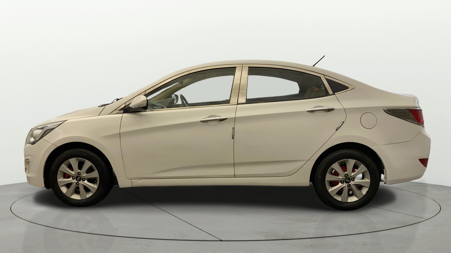 Used 2015 Hyundai Fluidic Verna Used 2015 Hyundai Fluidic Verna