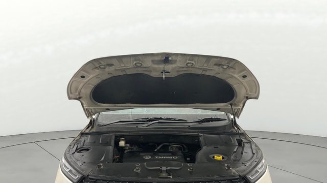 View MG Hector Plus Image 21 Used MG Hector Plus Image 21