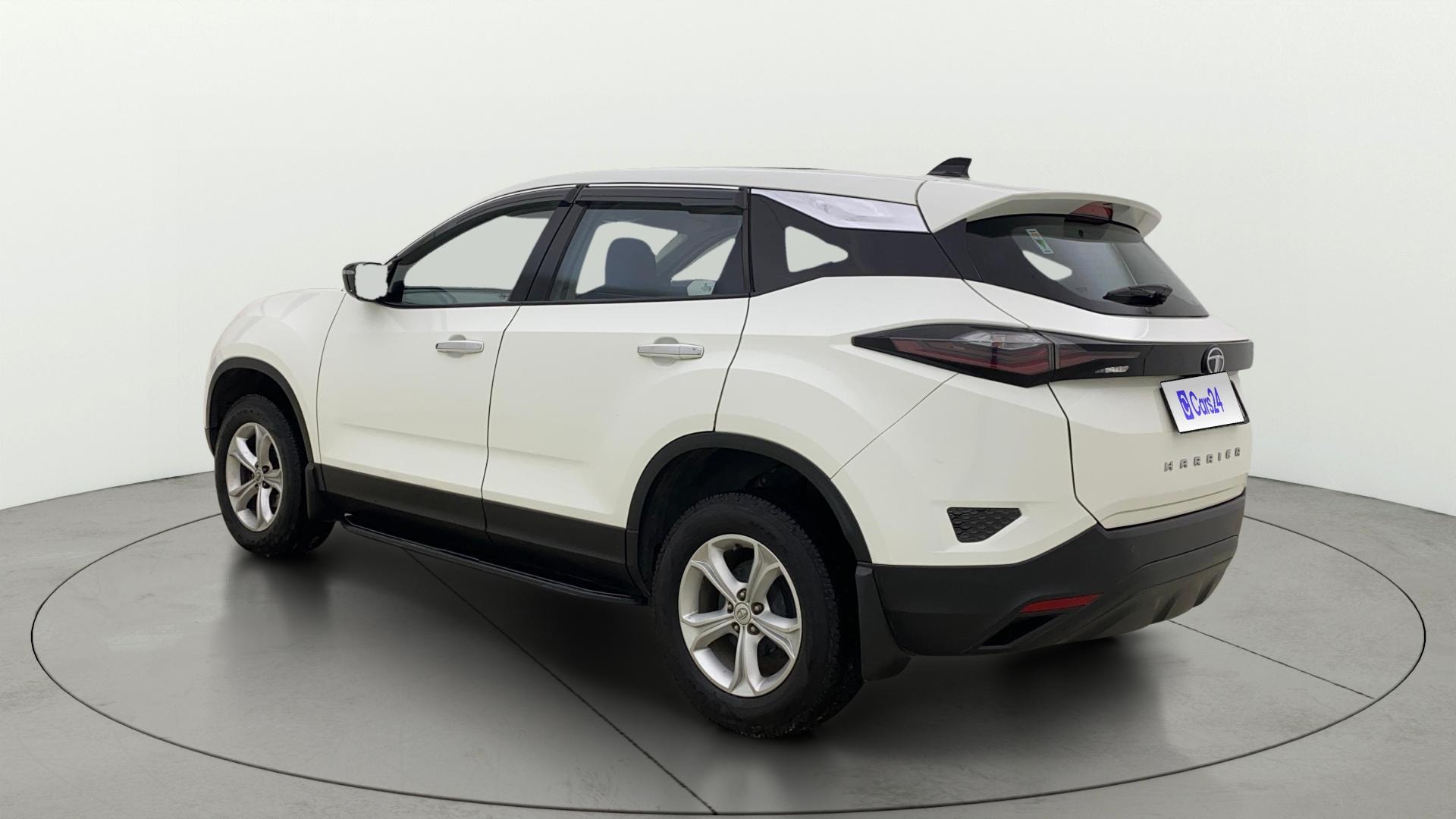 View 2023 Tata Harrier XE Image 2 Used 2023 Tata Harrier XE Image 2