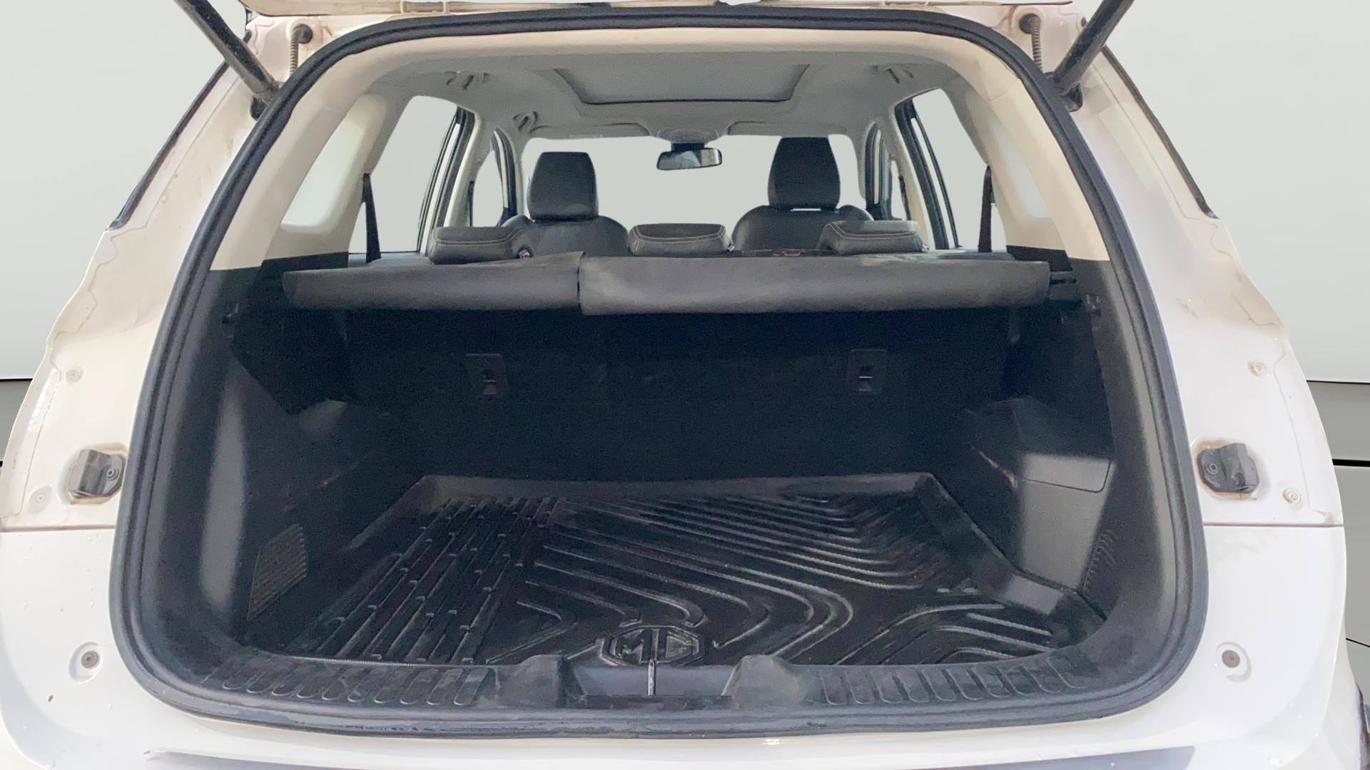 View 2019 MG Hector Sharp Diesel Image 42 Used 2019 MG Hector Sharp Diesel Image 42