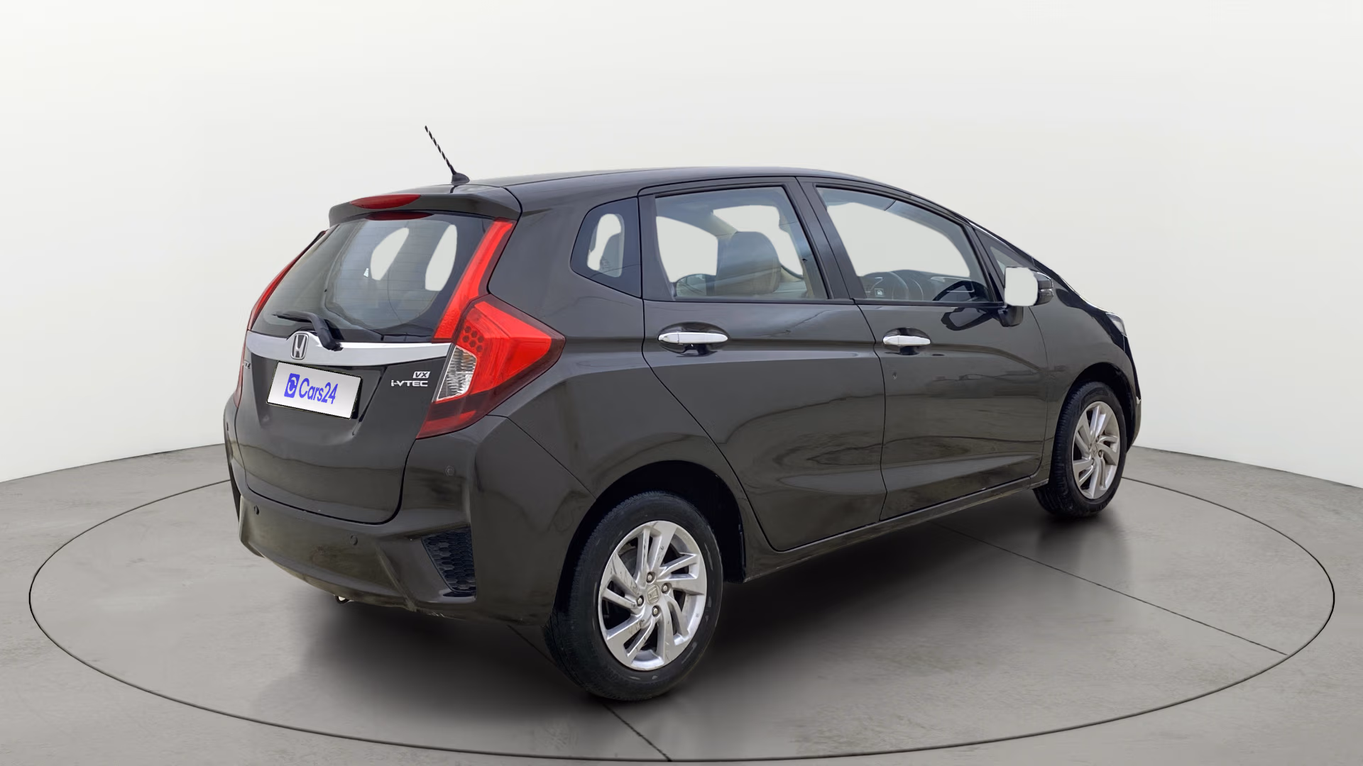 View 2018 Honda Jazz E MT Diesel Image 43 Used 2018 Honda Jazz E MT Diesel Image 43