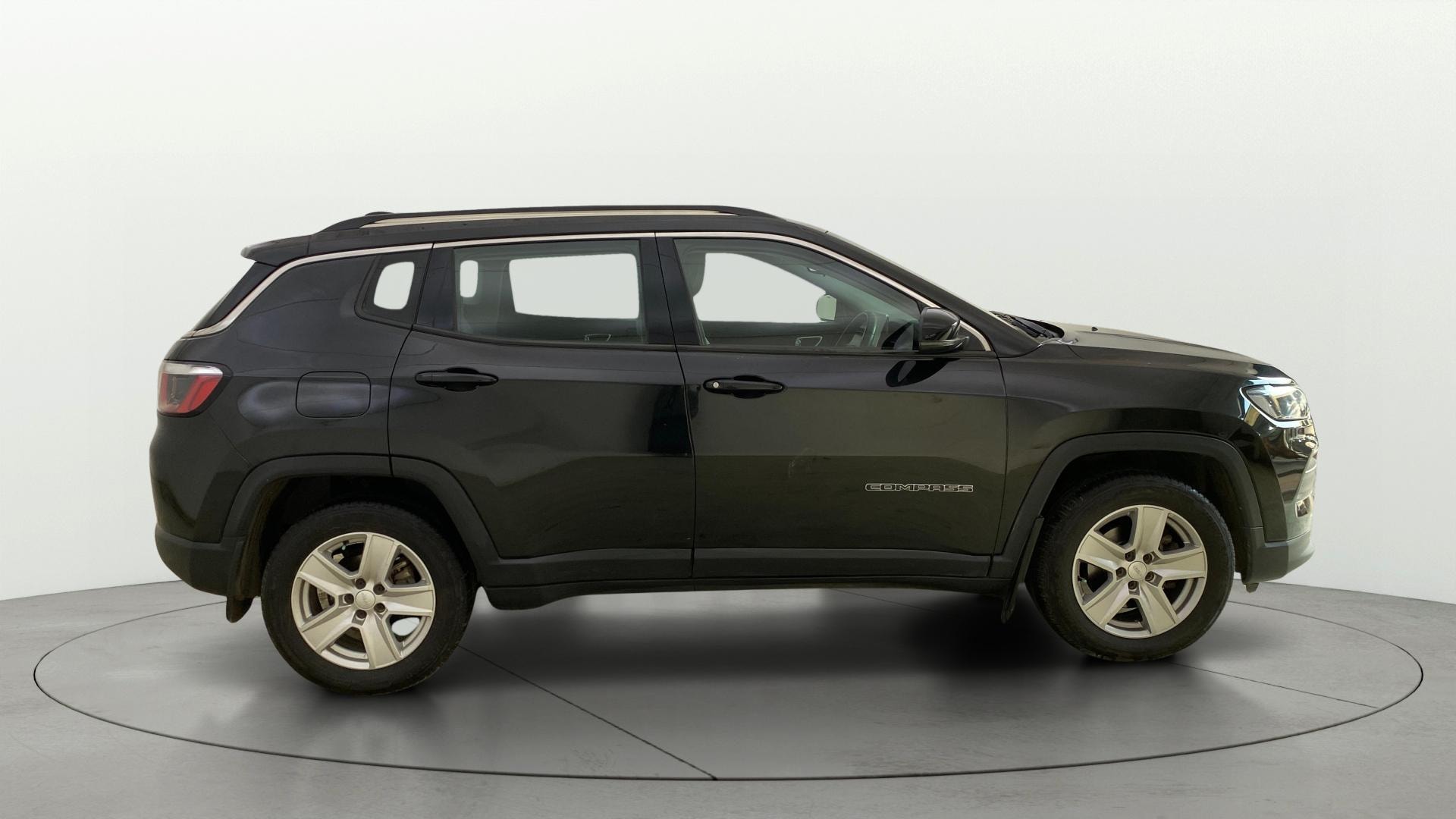 View 2021 Jeep Compass Longitude (O) 2.0 Diesel MT Image 8 Used 2021 Jeep Compass Longitude (O) 2.0 Diesel MT Image 8