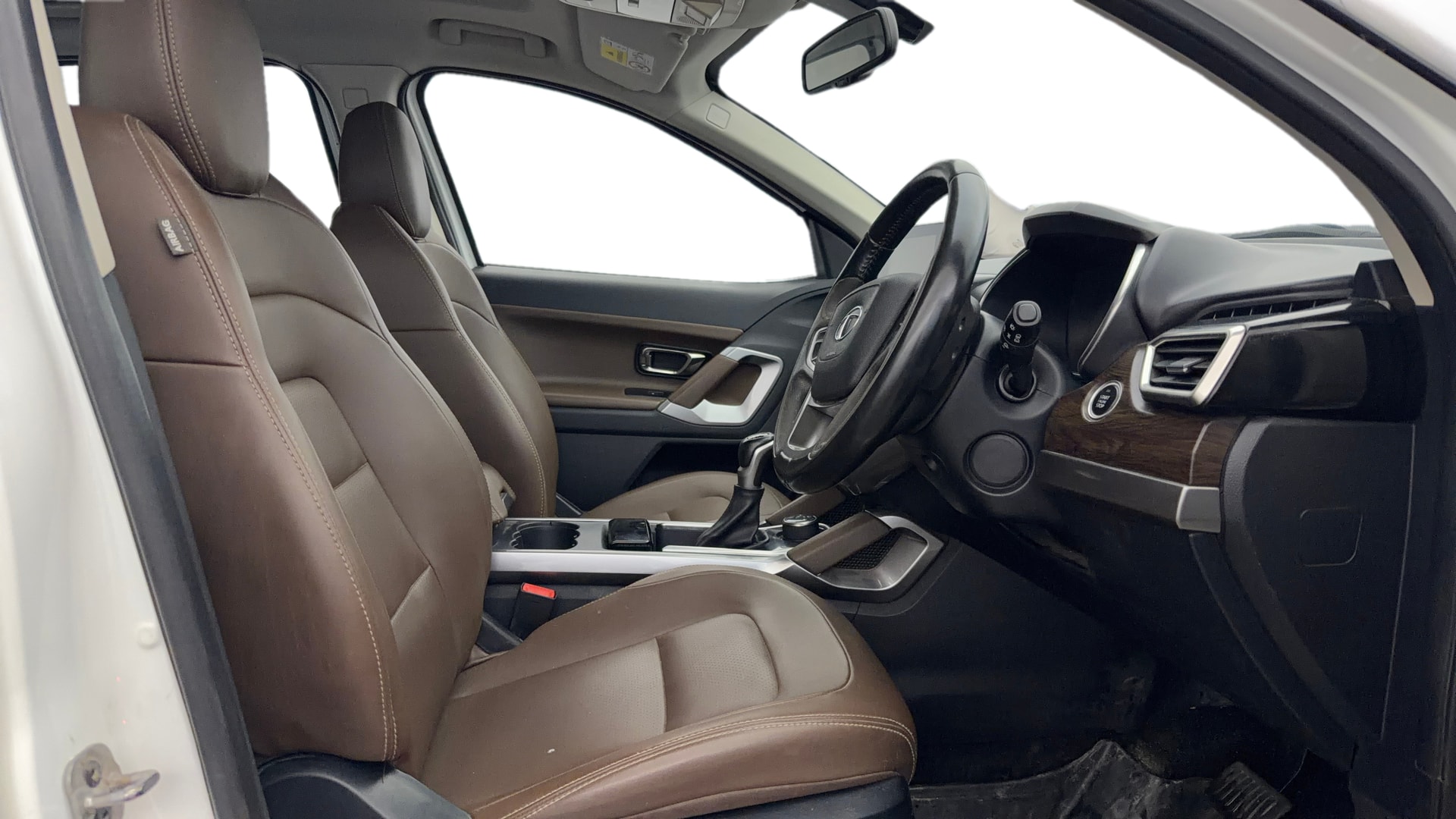 View 2022 Tata Harrier XE Image 28 Used 2022 Tata Harrier XE Image 28
