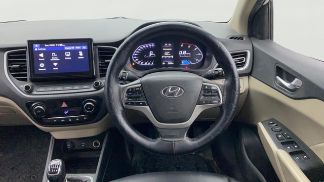 View Hyundai Verna Image 21 Used Hyundai Verna Image 21