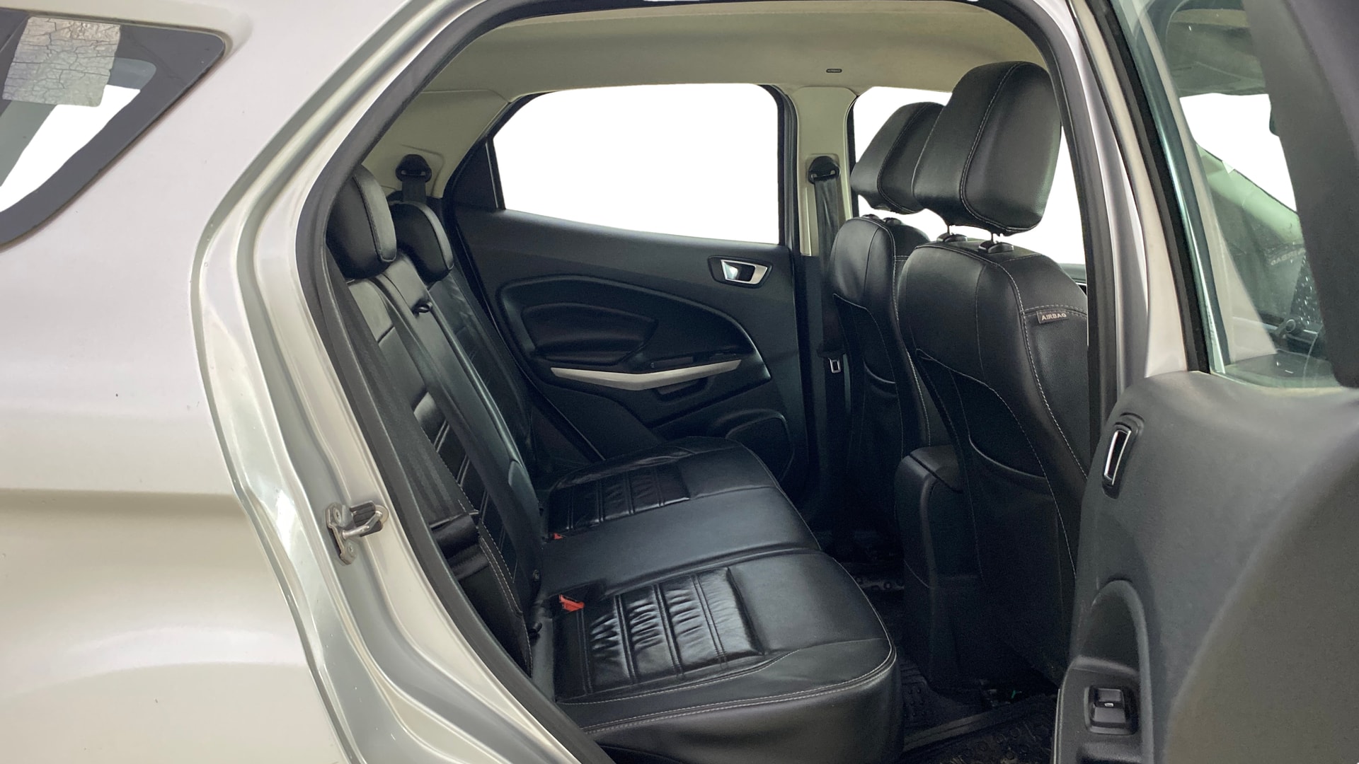 View 2018 Ford EcoSport 1.5 TDCi Diesel Ambiente BS IV Image 36 Used 2018 Ford EcoSport 1.5 TDCi Diesel Ambiente BS IV Image 36