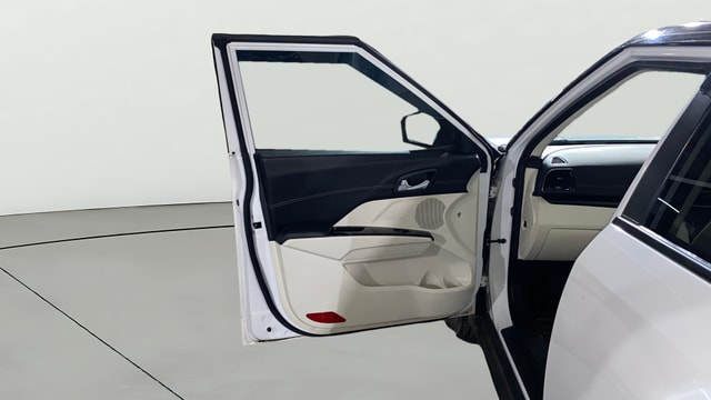 View Mahindra XUV 3XO Image 39 Used Mahindra XUV 3XO Image 39