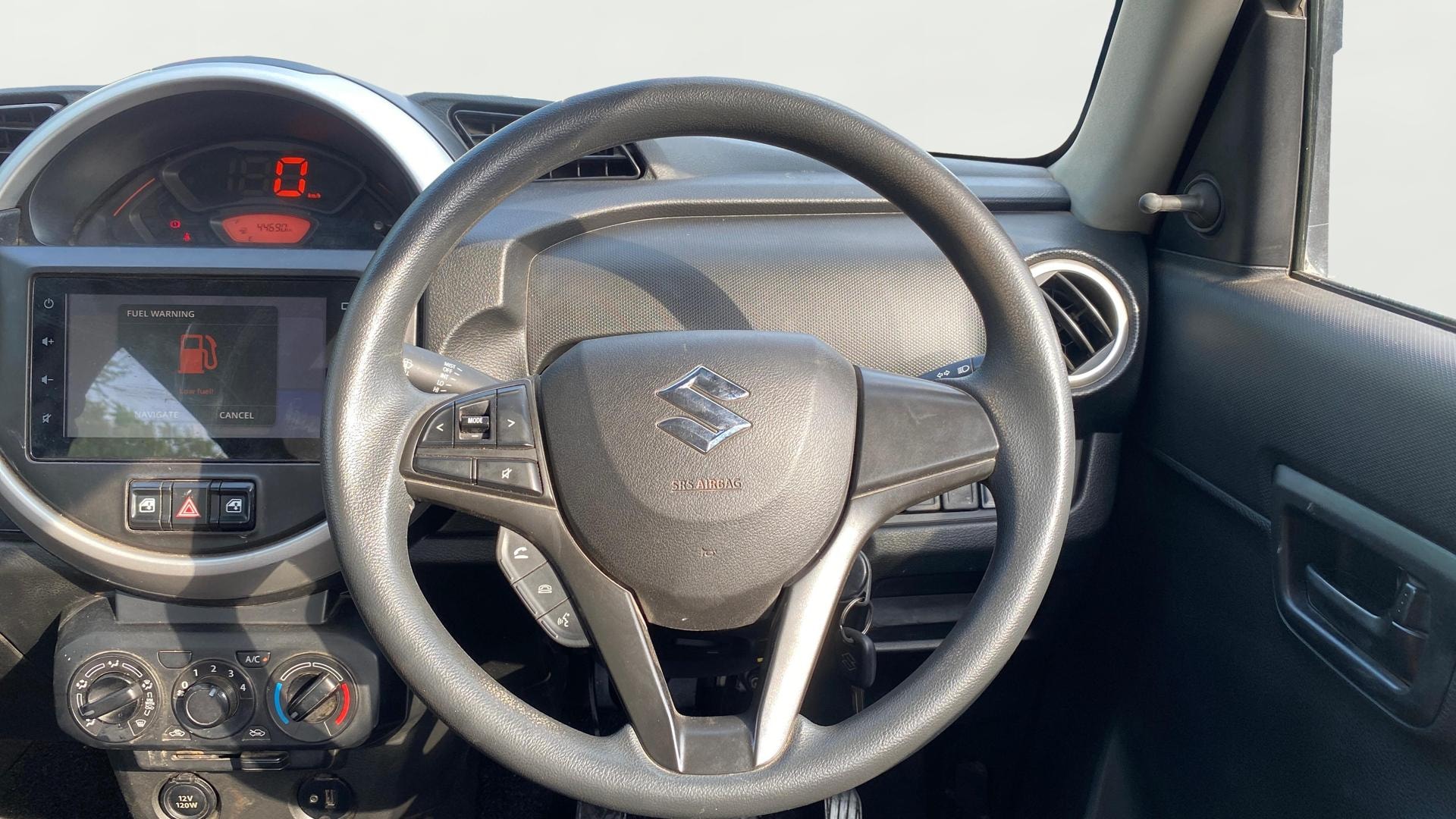 View 2021 Maruti Suzuki 1000 Base Variant Image 21 Used 2021 Maruti Suzuki 1000 Base Variant Image 21