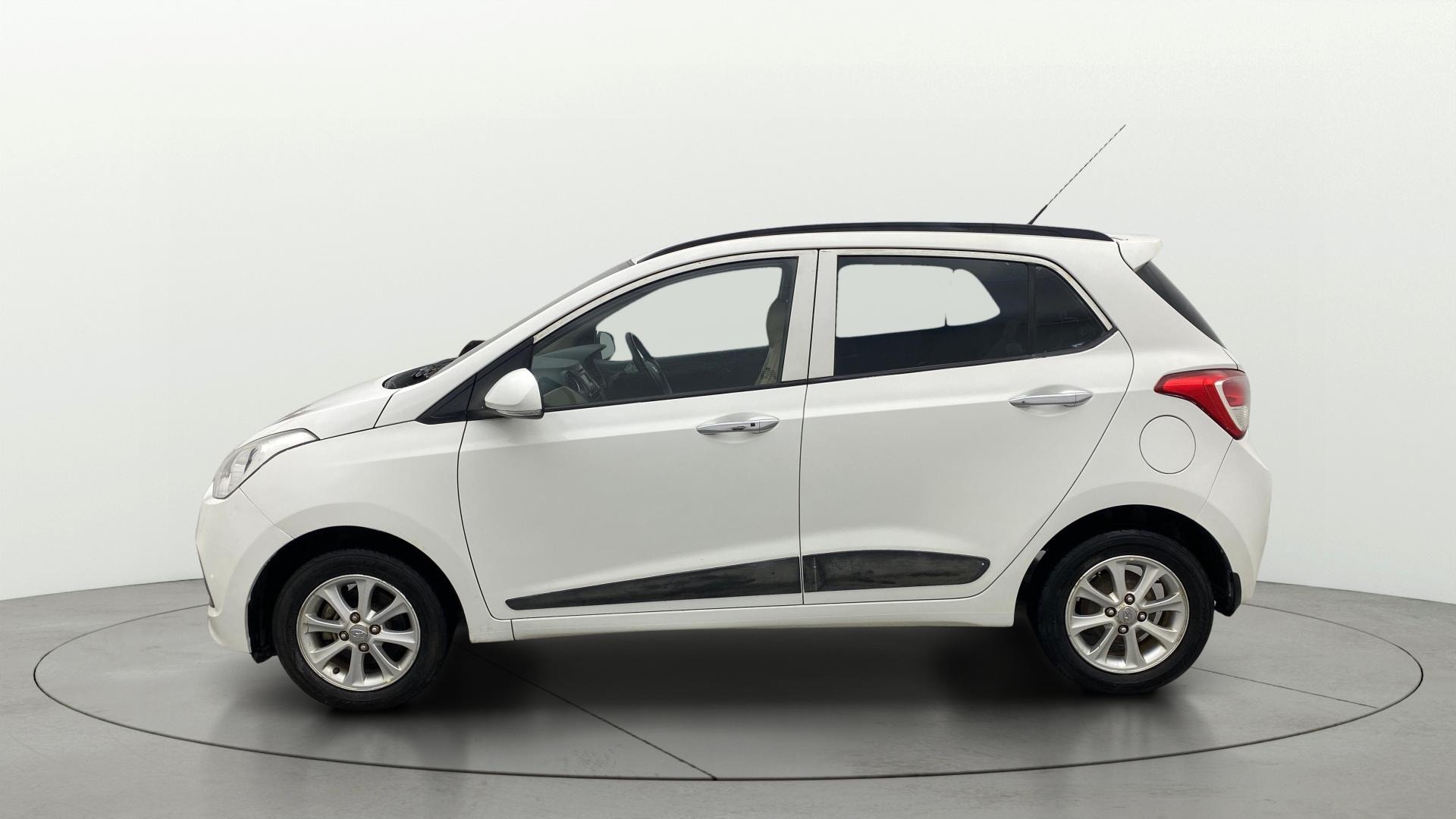 Used 2016 Hyundai Grand i10 Used 2016 Hyundai Grand i10
