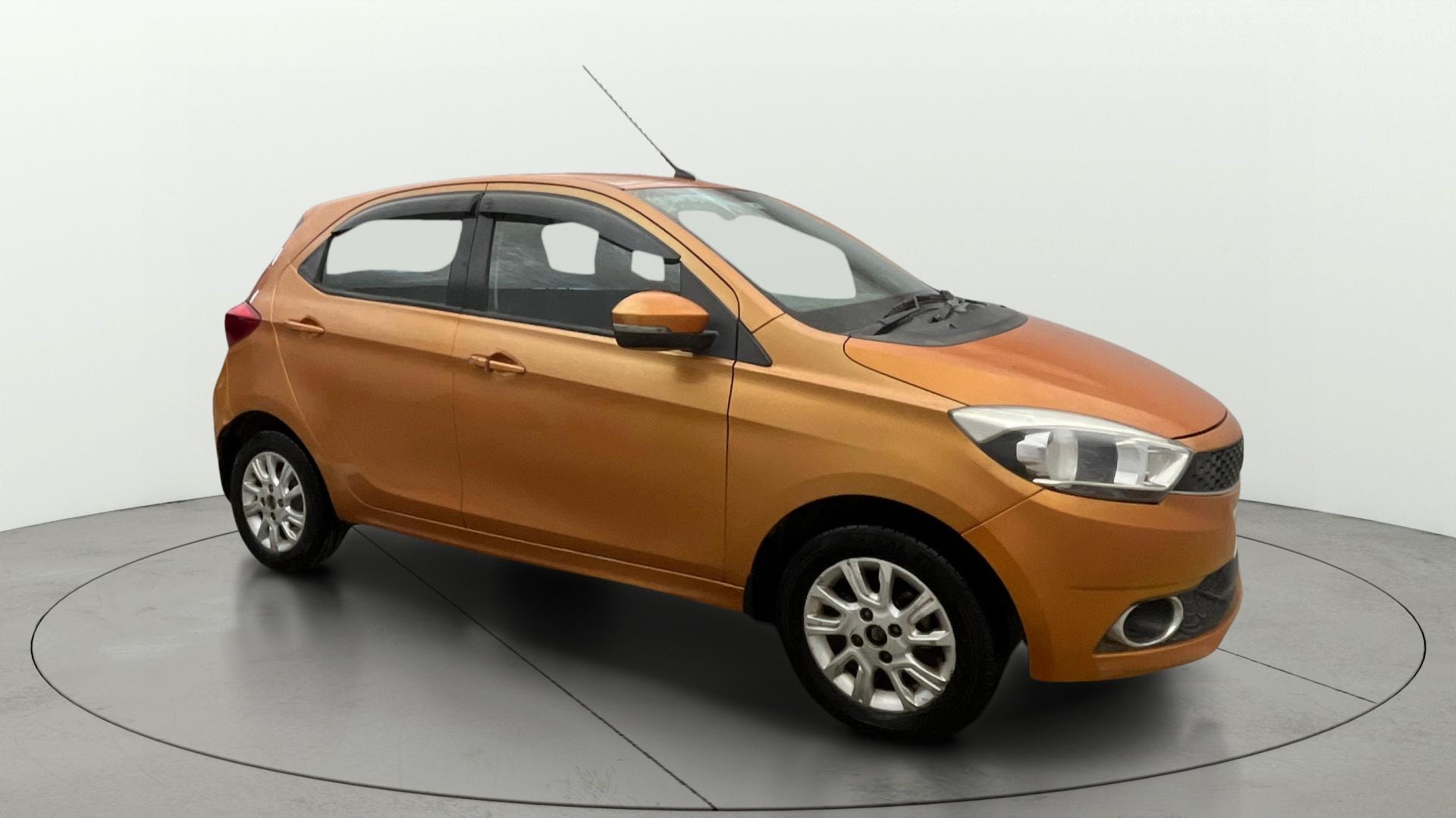 View 2018 Tata Tiago Revotorq XB Image 35 Used 2018 Tata Tiago Revotorq XB Image 35
