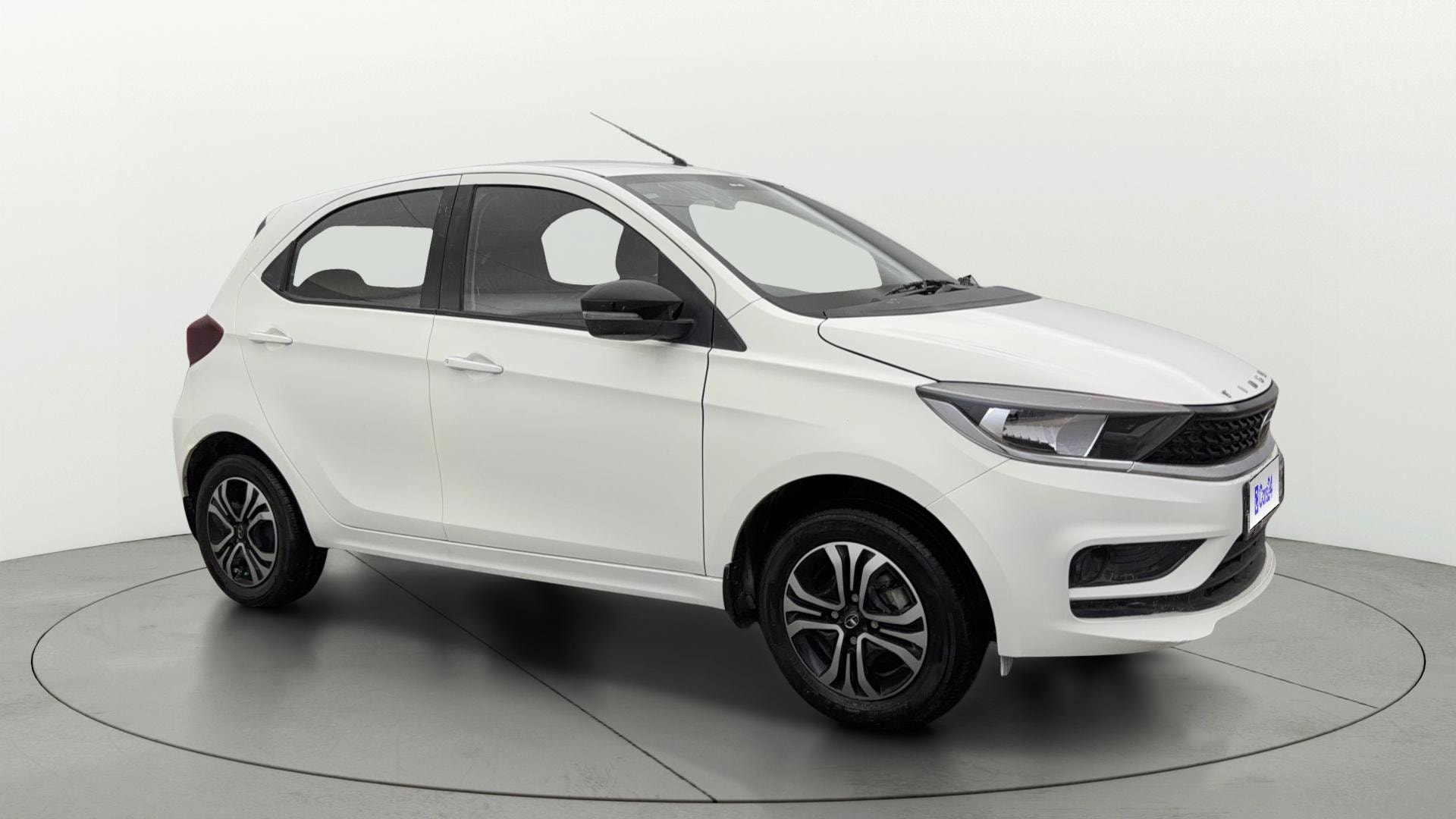 View 2022 Tata Tiago Revotorq XB Image 36 Used 2022 Tata Tiago Revotorq XB Image 36