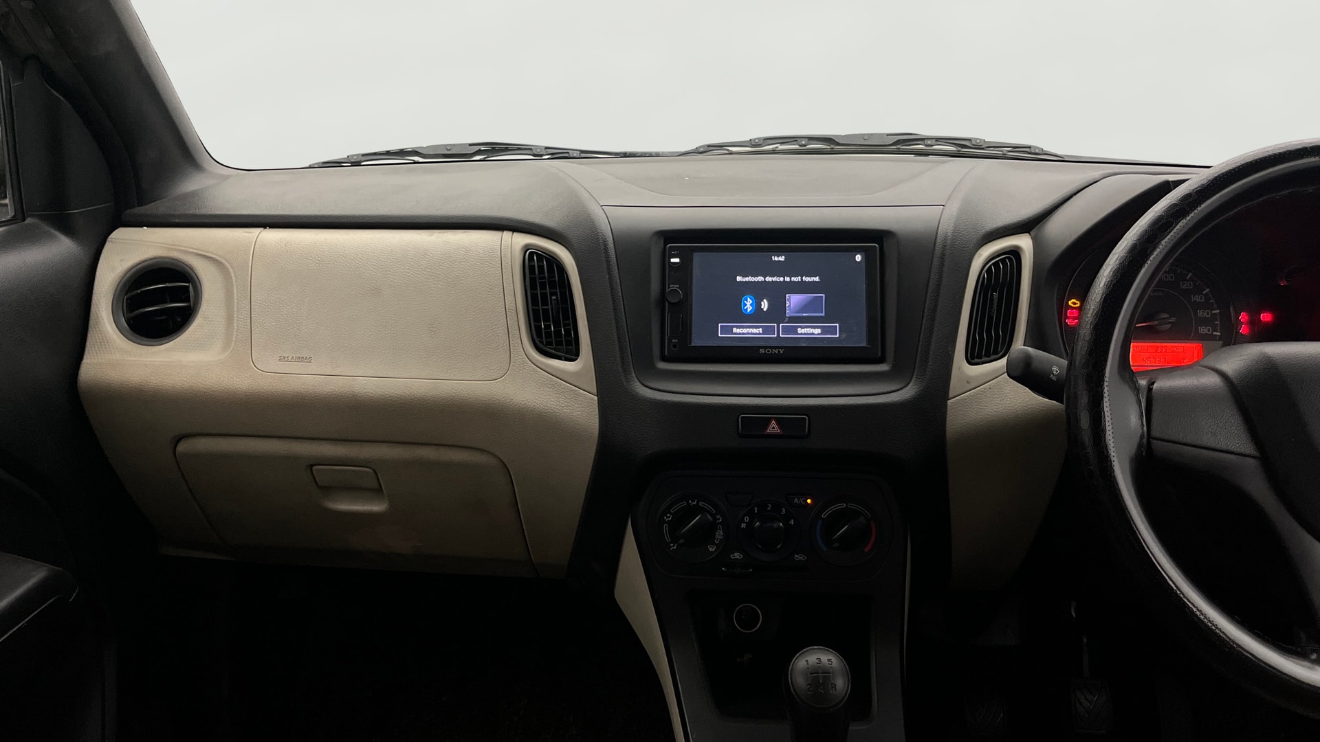 View 2023 Maruti Suzuki 1000 Base Variant Image 17 Used 2023 Maruti Suzuki 1000 Base Variant Image 17