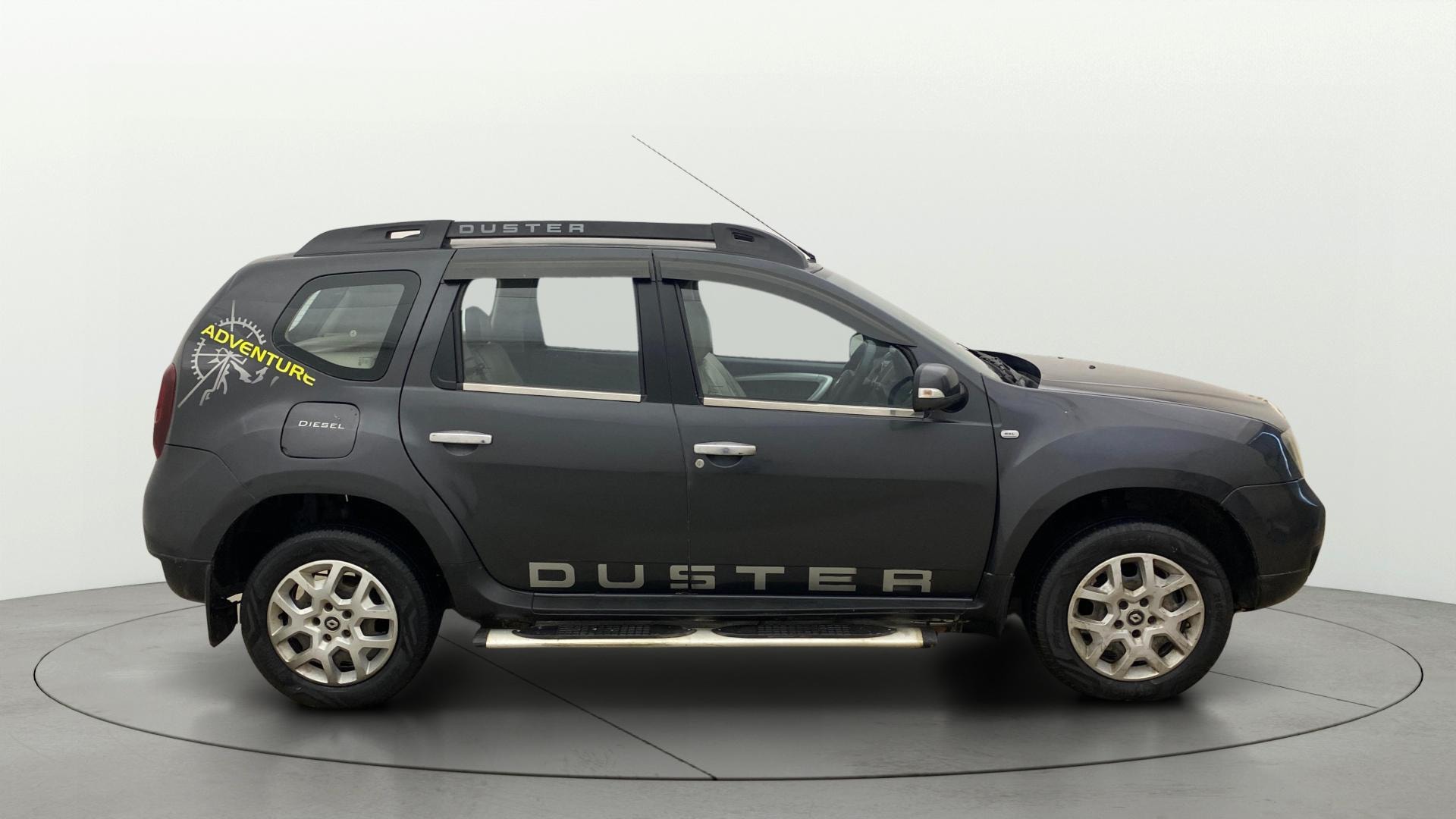 View 2016 Renault Duster RxL Diesel 110 PS 4x2 AMT Image 8 Used 2016 Renault Duster RxL Diesel 110 PS 4x2 AMT Image 8