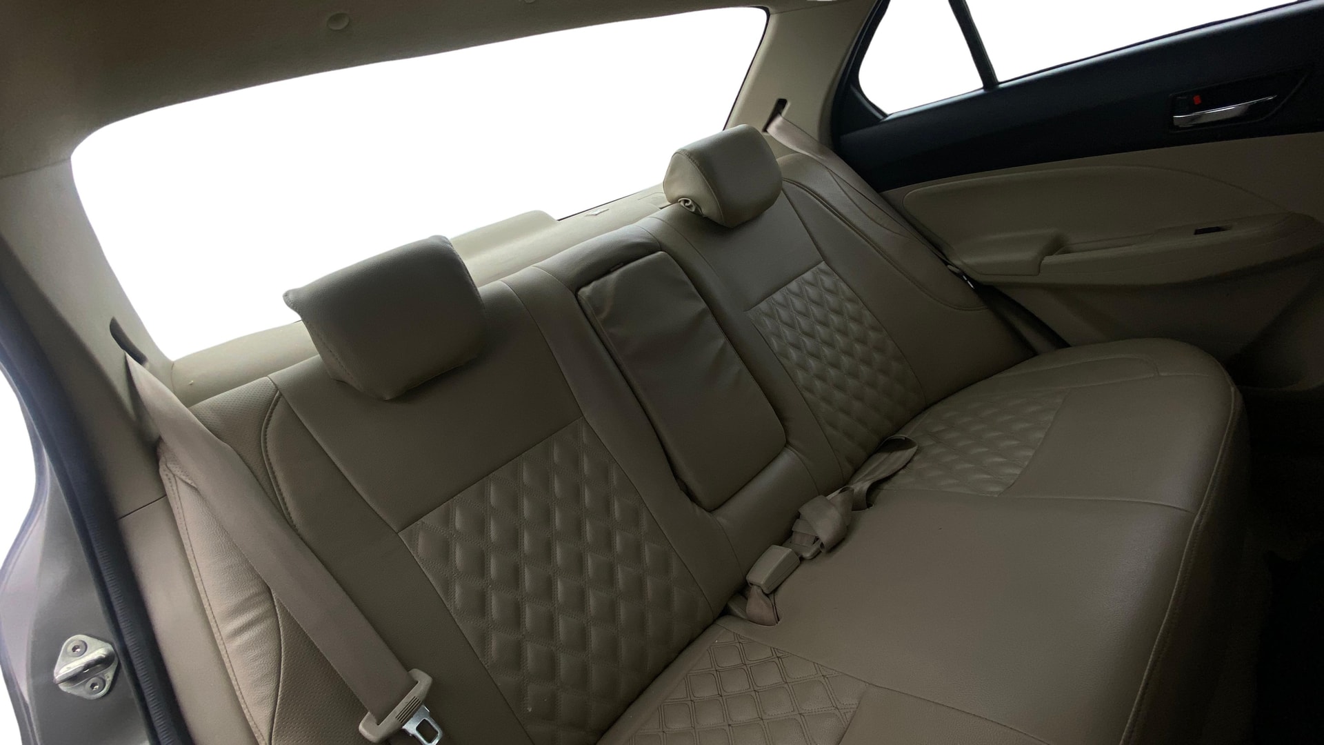 View 2019 Maruti Suzuki 1000 Base Variant Image 28 Used 2019 Maruti Suzuki 1000 Base Variant Image 28