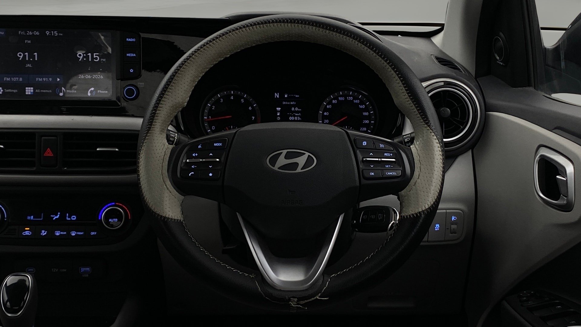 View 2024 Hyundai Grand i10 Nios Sportz Petrol AMT Image 21 Used 2024 Hyundai Grand i10 Nios Sportz Petrol AMT Image 21