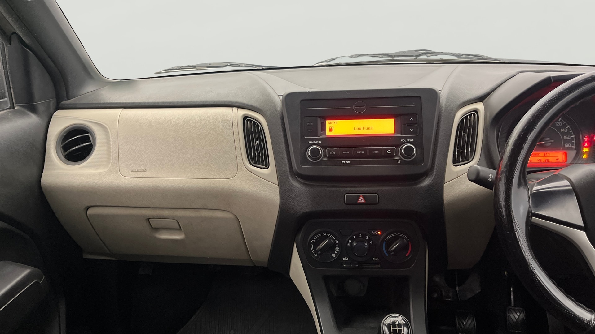 View 2024 Maruti Suzuki 1000 Base Variant Image 17 Used 2024 Maruti Suzuki 1000 Base Variant Image 17