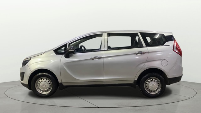 View Mahindra Marazzo Image 26 Used Mahindra Marazzo Image 26