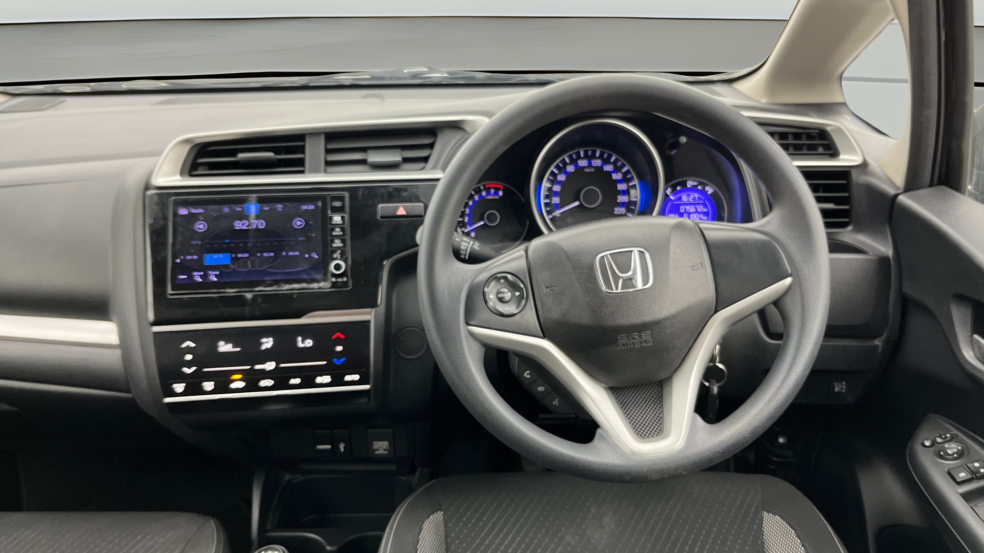 View 2018 Honda WR-V S MT Diesel Edge Edition Image 12 Used 2018 Honda WR-V S MT Diesel Edge Edition Image 12