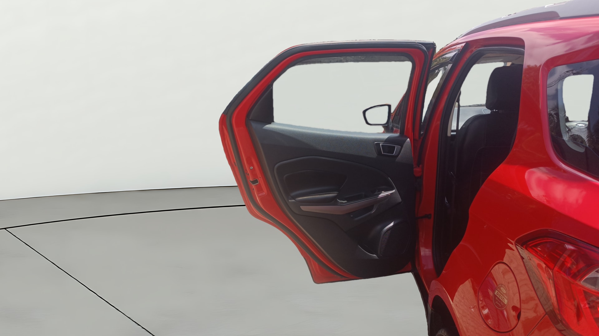 View 2018 Ford EcoSport 1.5 TDCi Diesel Ambiente BS IV Image 23 Used 2018 Ford EcoSport 1.5 TDCi Diesel Ambiente BS IV Image 23