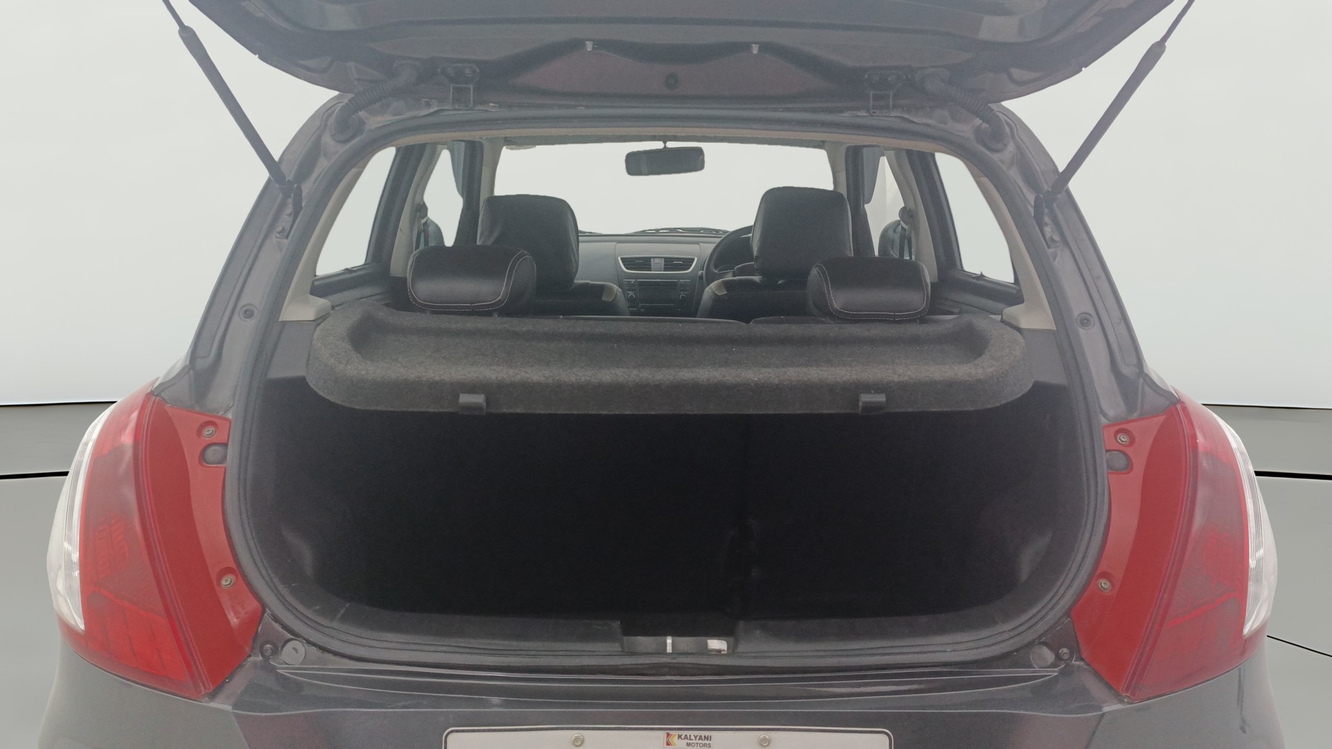 View 2015 Maruti Suzuki 1000 Base Variant Image 38 Used 2015 Maruti Suzuki 1000 Base Variant Image 38