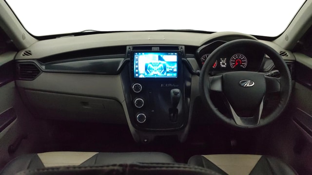 View Mahindra KUV100 Image 15 Used Mahindra KUV100 Image 15