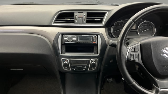 View Maruti Suzuki 1000 Image 30 Used Maruti Suzuki 1000 Image 30