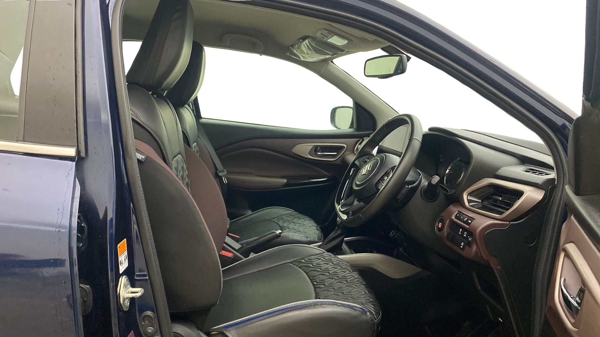 View 2025 Maruti Suzuki 1000 Base Variant Image 26 Used 2025 Maruti Suzuki 1000 Base Variant Image 26