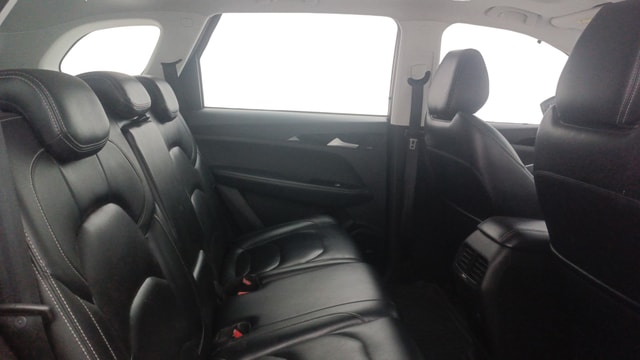 View MG Hector Image 36 Used MG Hector Image 36