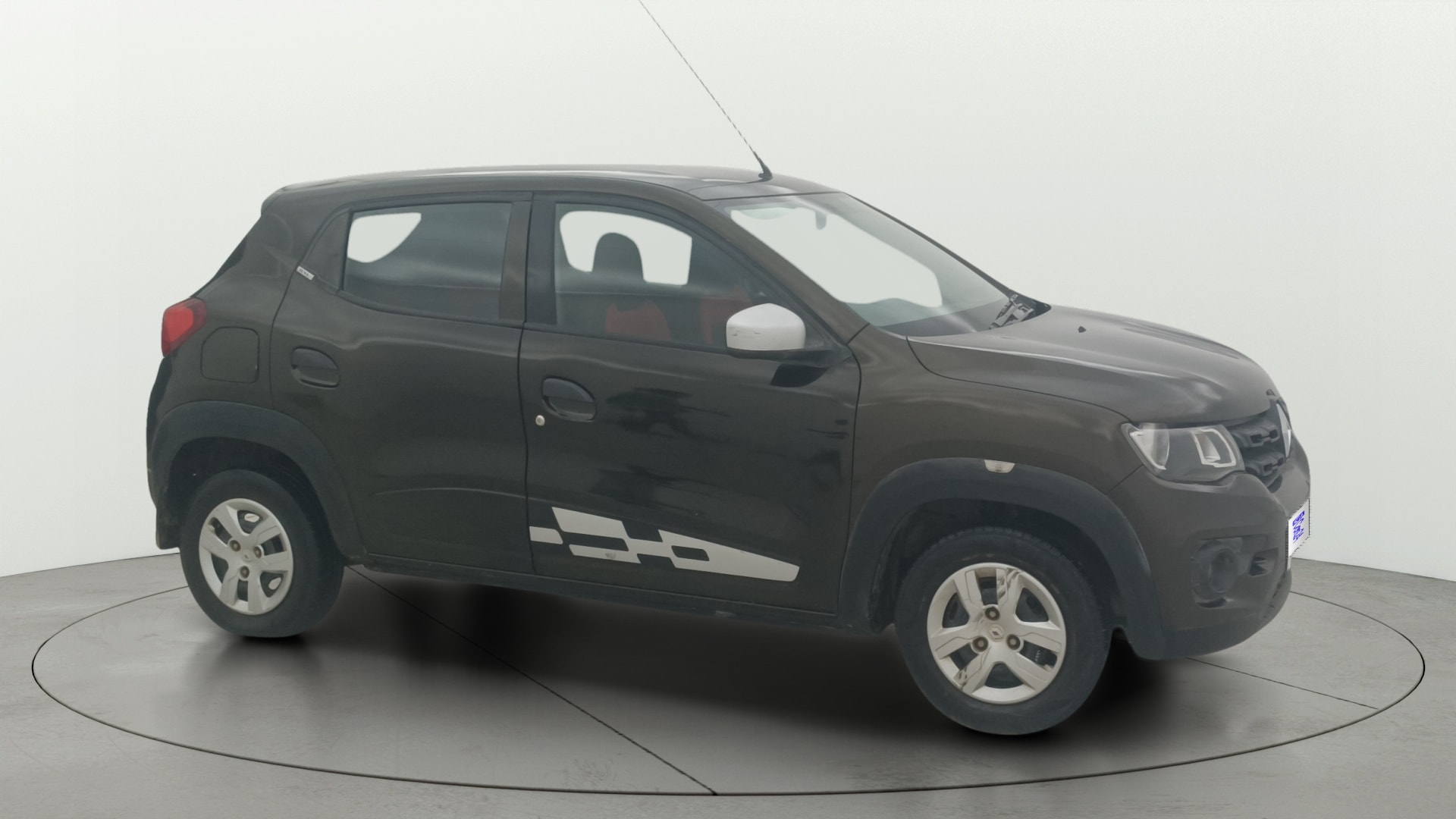 View 2017 Renault Kwid RXL 1.0 Image 21 Used 2017 Renault Kwid RXL 1.0 Image 21