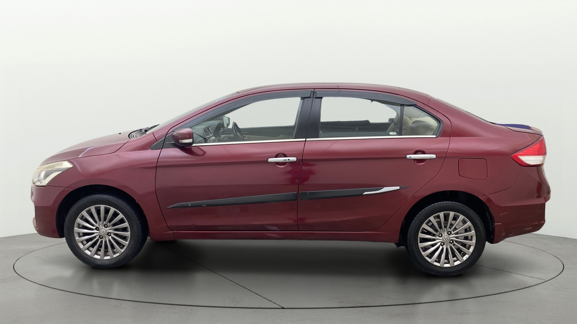 View 2017 Maruti Suzuki 1000 Base Variant Image 6 Used 2017 Maruti Suzuki 1000 Base Variant Image 6