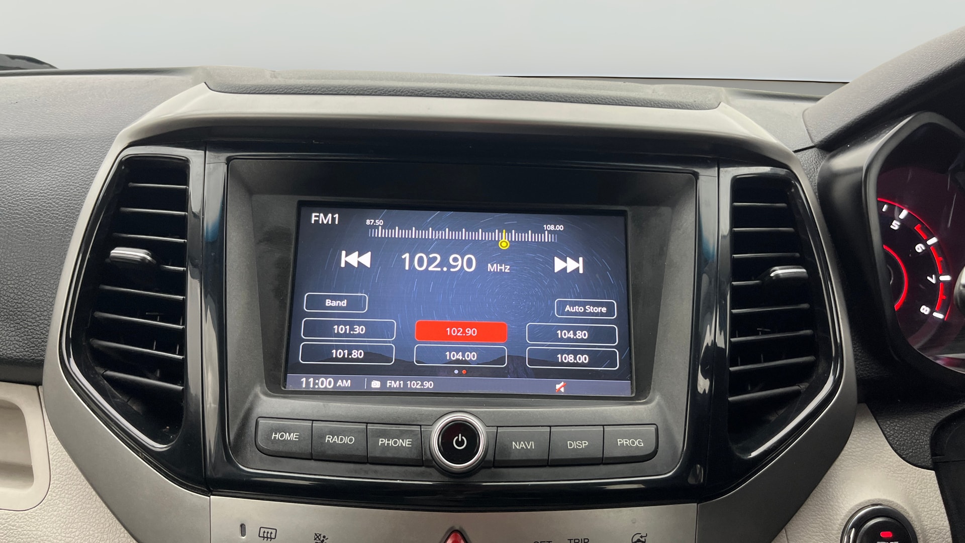 Used 2021 Mahindra XUV300 Used 2021 Mahindra XUV300