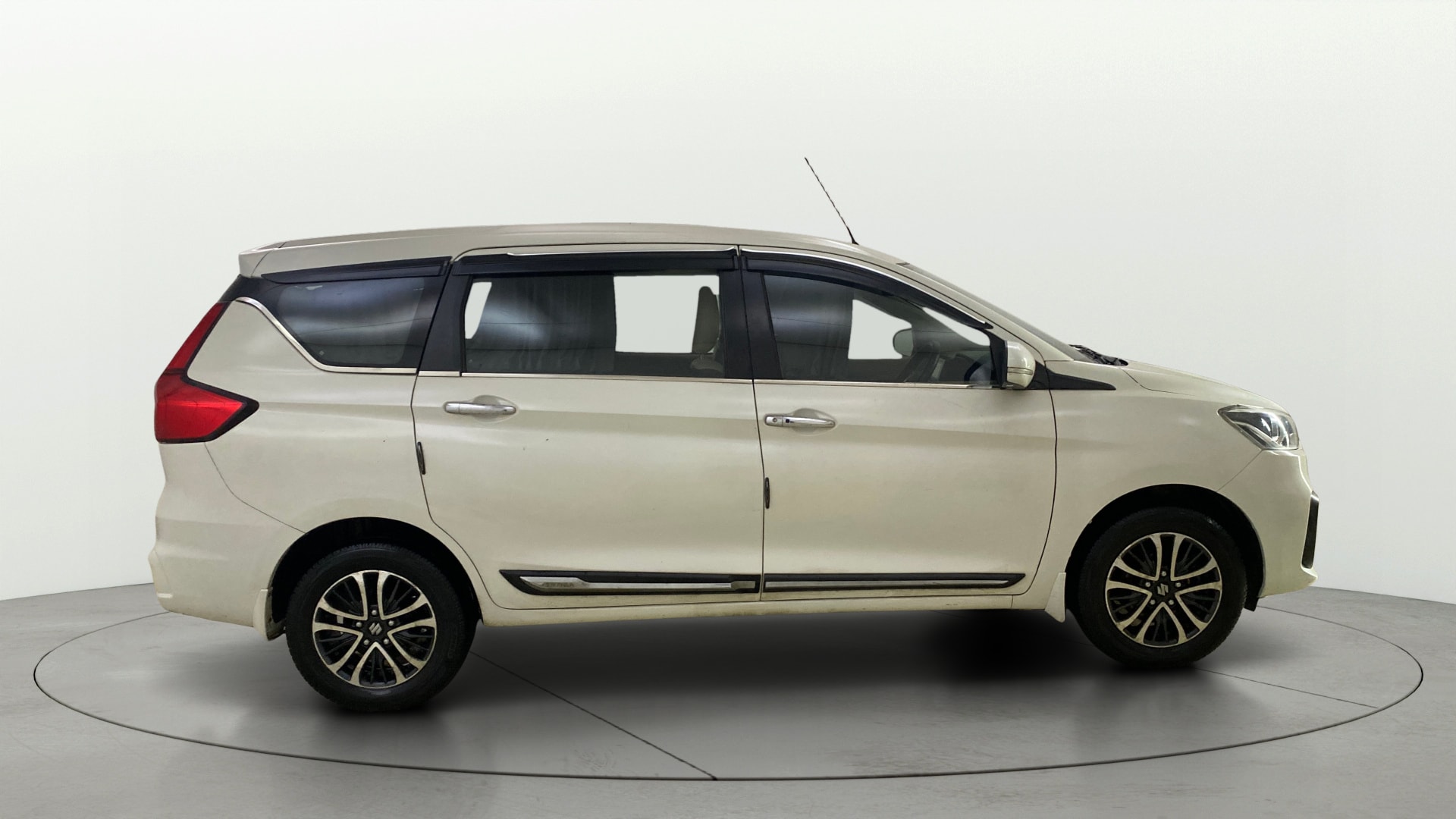 View 2022 Maruti Suzuki 1000 Base Variant Image 8 Used 2022 Maruti Suzuki 1000 Base Variant Image 8