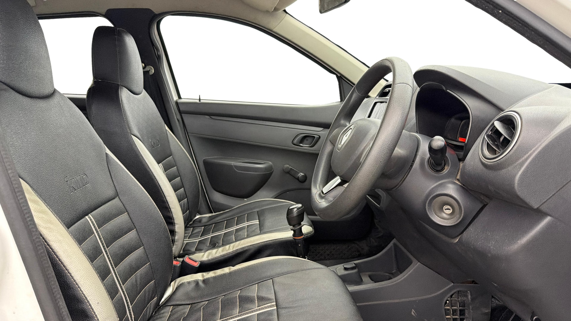 View 2016 Renault Kwid RXL Image 25 Used 2016 Renault Kwid RXL Image 25