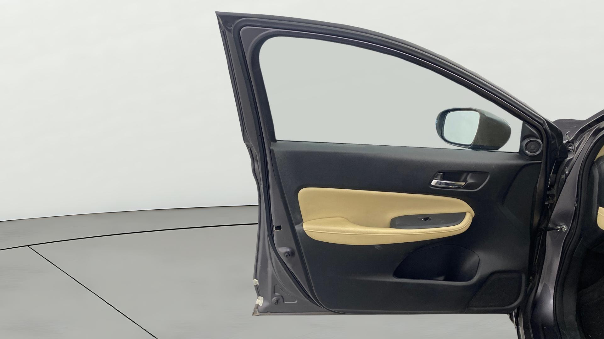 View 2022 Honda City ZX CVT Image 33 Used 2022 Honda City ZX CVT Image 33