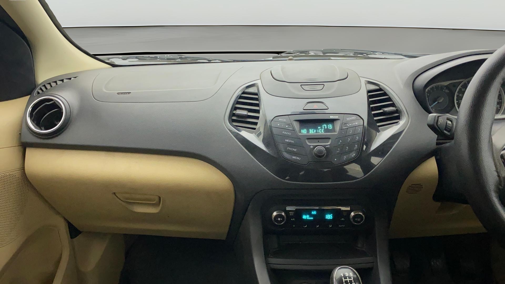 View 2017 Ford Figo Aspire 1.2P Ambiente MT BS IV Image 17 Used 2017 Ford Figo Aspire 1.2P Ambiente MT BS IV Image 17