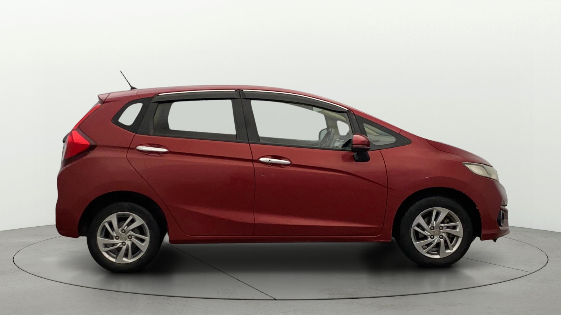 View 2021 Honda Jazz E MT Diesel Image 28 Used 2021 Honda Jazz E MT Diesel Image 28