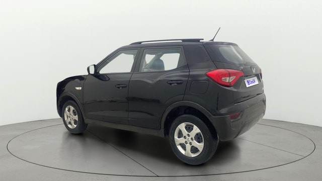 View Mahindra XUV300 Image 2 Used Mahindra XUV300 Image 2