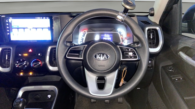 View Kia Sonet Image 20 Used Kia Sonet Image 20