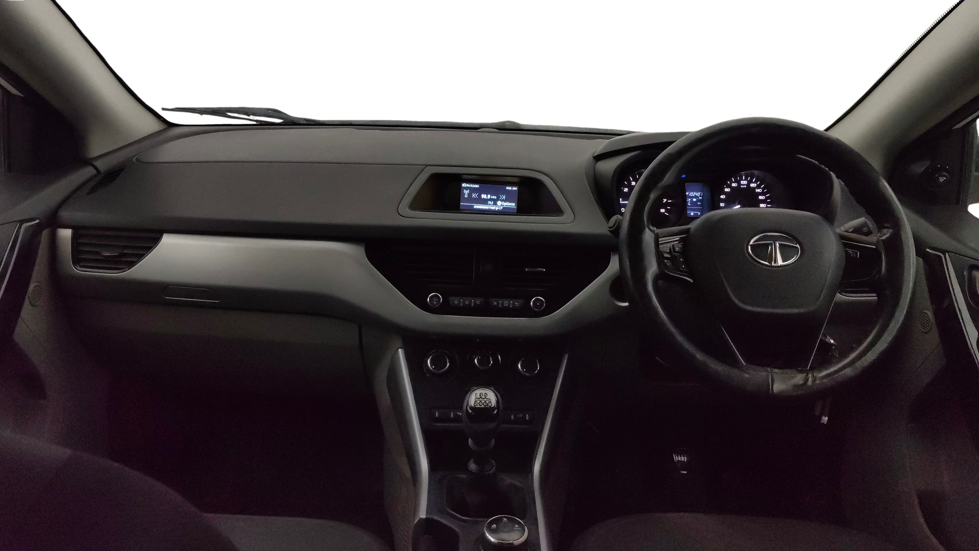 View 2018 Tata Nexon Revotron XM Image 15 Used 2018 Tata Nexon Revotron XM Image 15