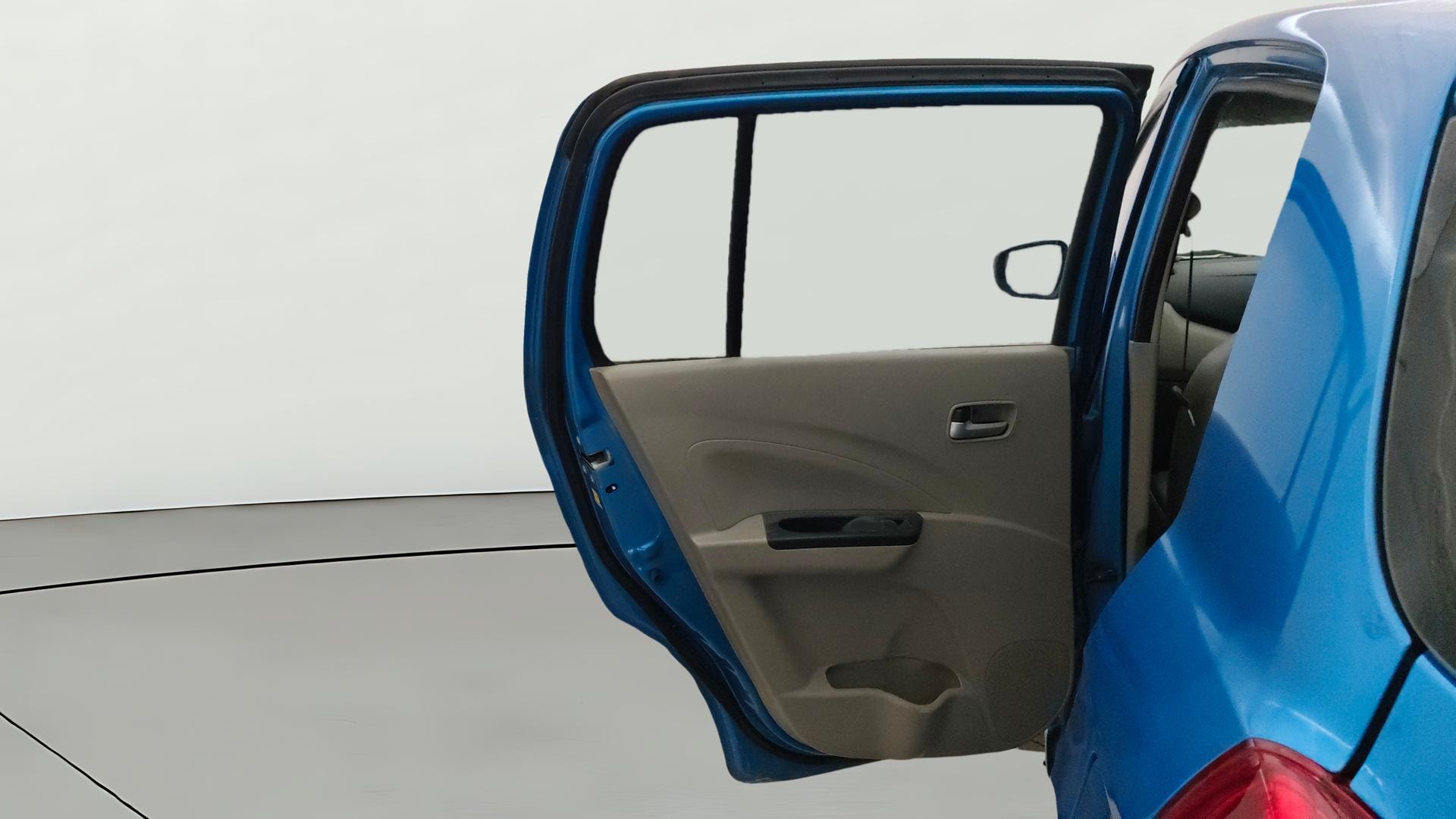 View 2014 Maruti Suzuki 1000 Base Variant Image 22 Used 2014 Maruti Suzuki 1000 Base Variant Image 22