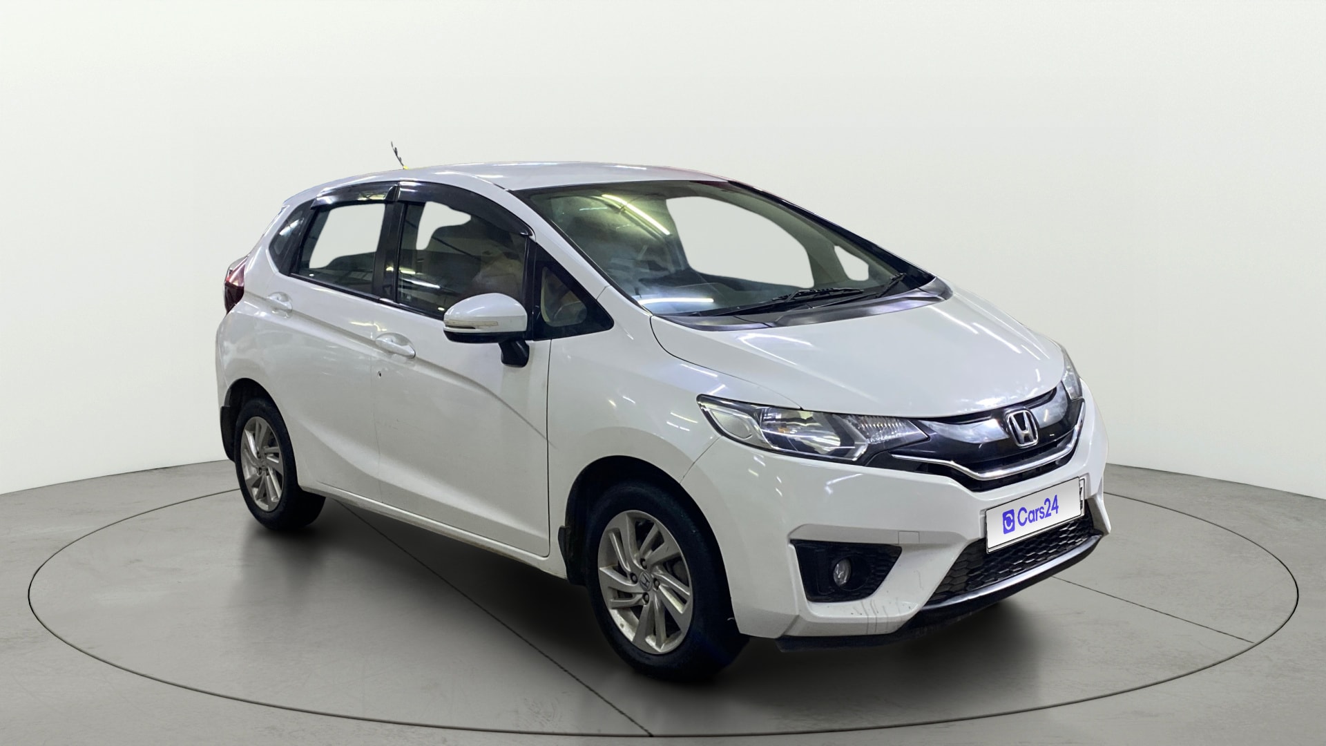 View 2017 Honda Jazz E MT Diesel Image 15 Used 2017 Honda Jazz E MT Diesel Image 15