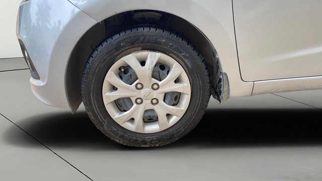 View Hyundai Grand i10 Image 29 Used Hyundai Grand i10 Image 29